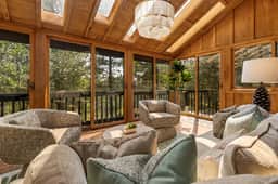 The Divide Chalet - Image 2